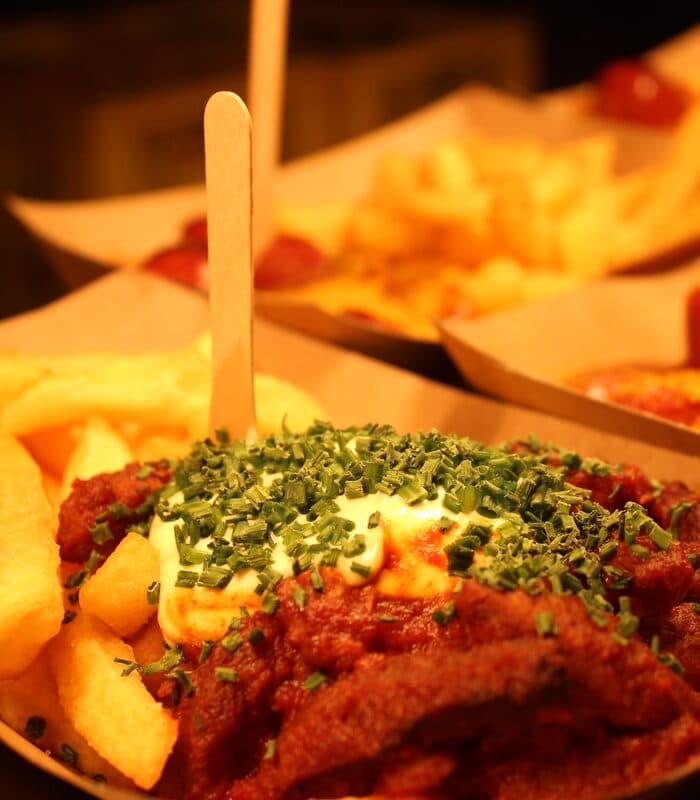 Fresh local produce and reusable materials at the prep station